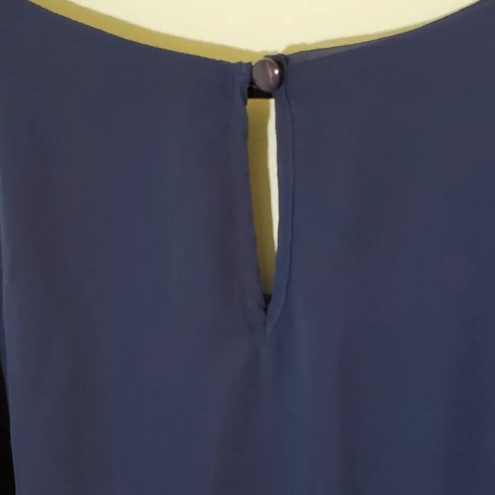 𖦹 Navy Pleated Chiffon Sleeveless Blouse Shell Top Business Casual Small
